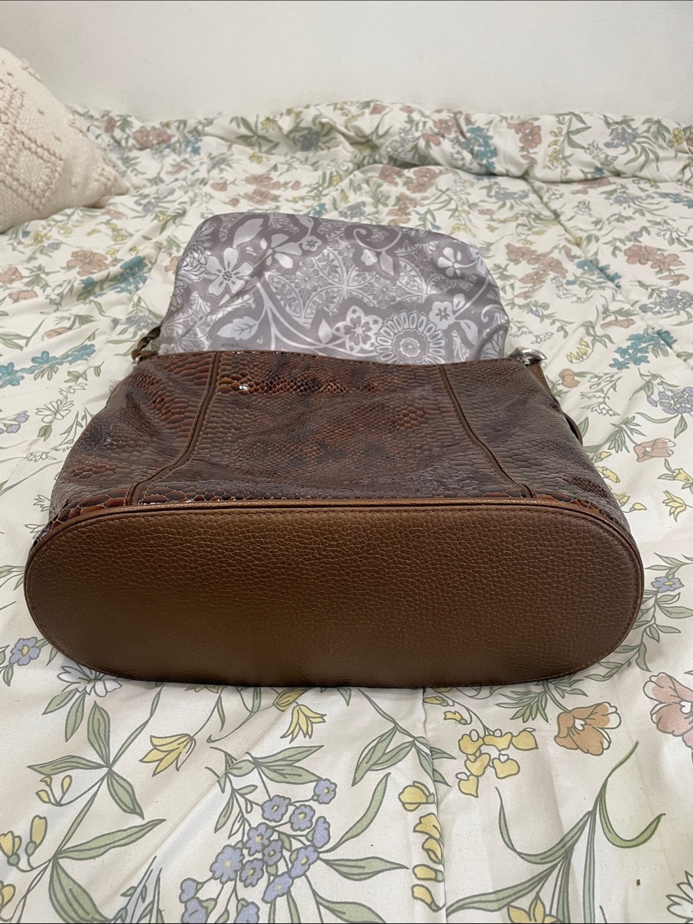 Brighton Brown Faux-Snakeskin Shoulder Bag with Matching Wallet - Picture 7 of 16